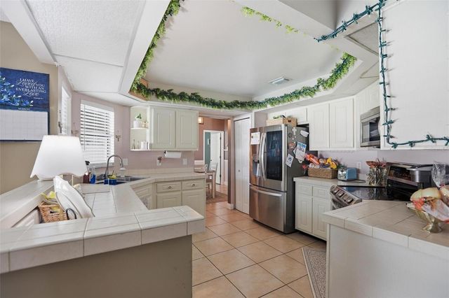 421 RINGWOOD CIRCLE, Winter Springs, FL 32708