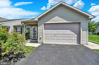 2970 BARLEY CIR #26, Dover, PA 17315