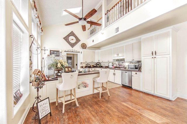 208 Highway 20, Thibodaux, LA 70301