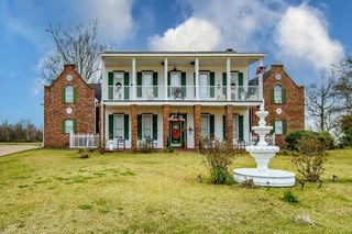 208 Highway 20, Thibodaux, LA 70301