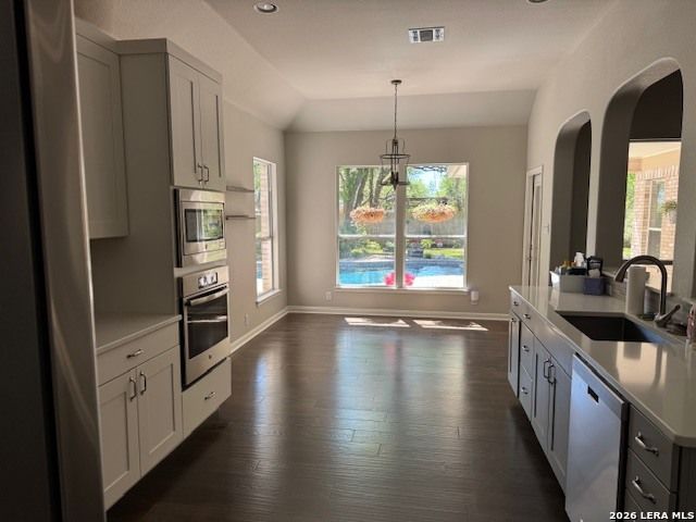 7310 Steeple Dr, San Antonio, TX 78256