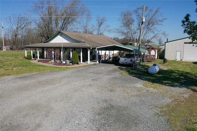 22905 116 Highway, Colcord, OK 74338