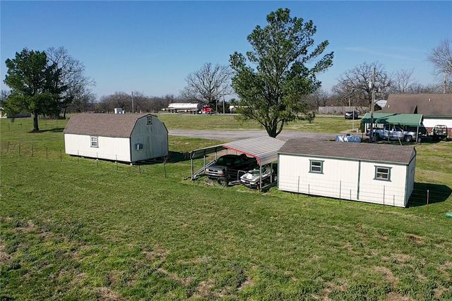 22905 116 Highway, Colcord, OK 74338