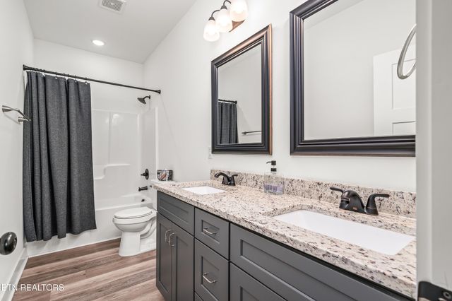 425 Royal Drive, Rock Island, TN 38581