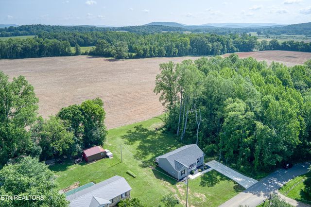 425 Royal Drive, Rock Island, TN 38581