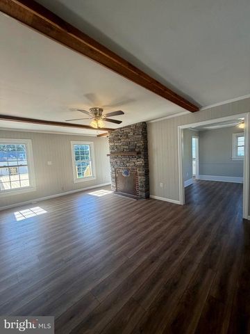 909 HENDRICK ST, Culpeper, VA 22701