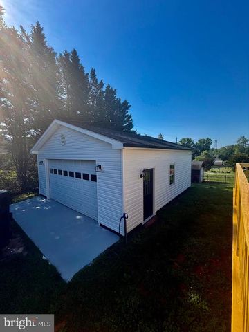 909 HENDRICK ST, Culpeper, VA 22701