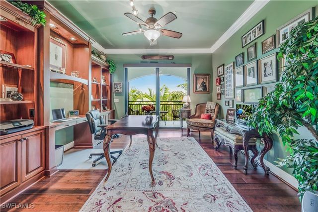 2555 Marquesa Royale LN 1-301, Naples, FL 34109