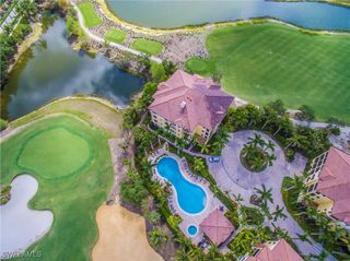 2555 Marquesa Royale LN 1-301, Naples, FL 34109