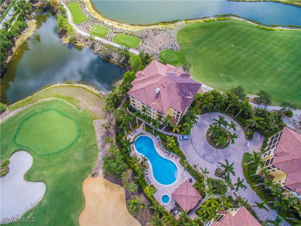 2555 Marquesa Royale LN 1-301, Naples, FL 34109