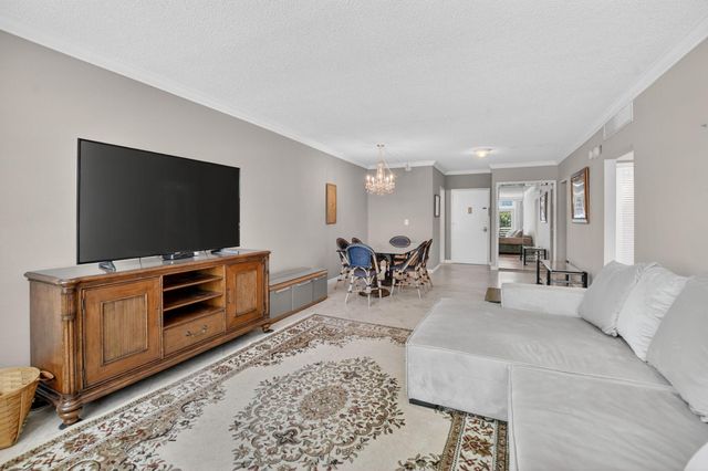 2851 S Ocean Boulevard T-2, Boca Raton, FL 33432