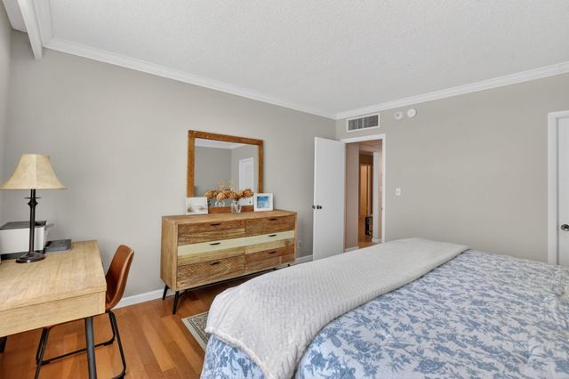 2851 S Ocean Boulevard T-2, Boca Raton, FL 33432