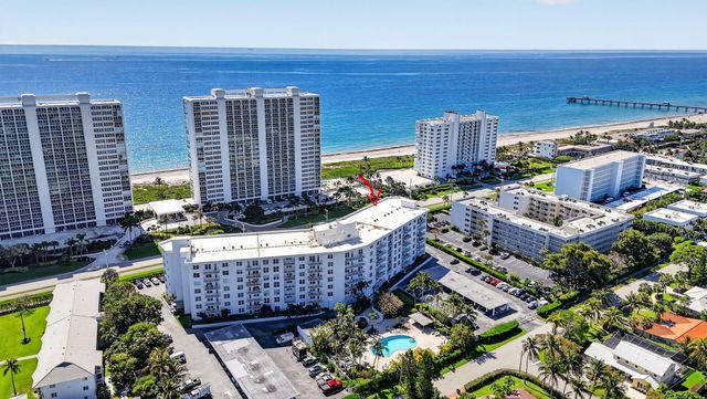 2851 S Ocean Boulevard T-2, Boca Raton, FL 33432