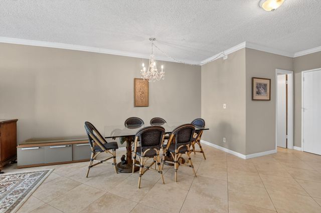 2851 S Ocean Boulevard T-2, Boca Raton, FL 33432