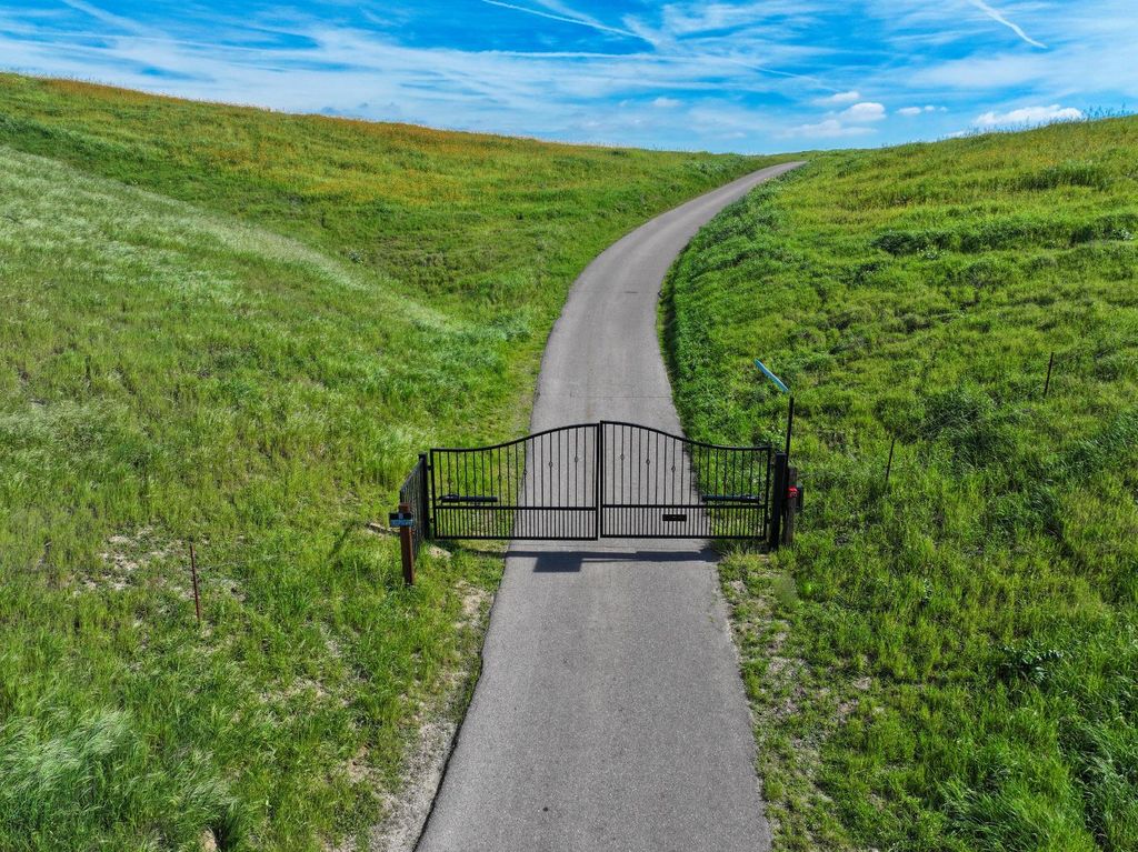 Image 3 of property listing at 0 Biglione Lot 1 Drive, Clovis, CA 93619