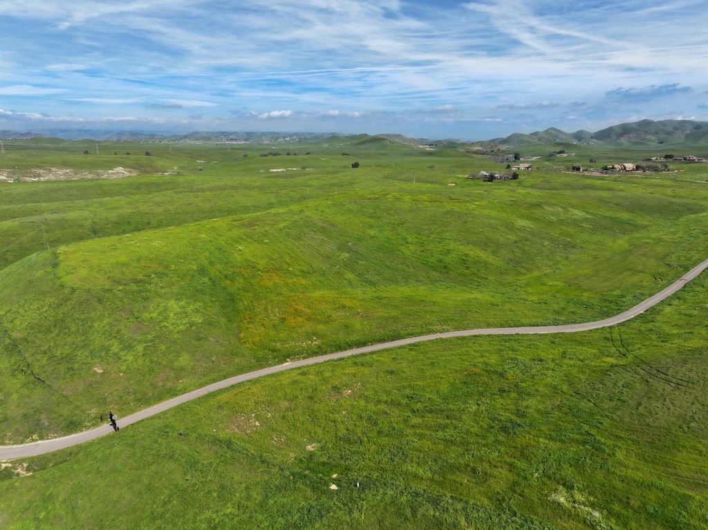 Image 5 of property listing at 0 Biglione Lot 1 Drive, Clovis, CA 93619