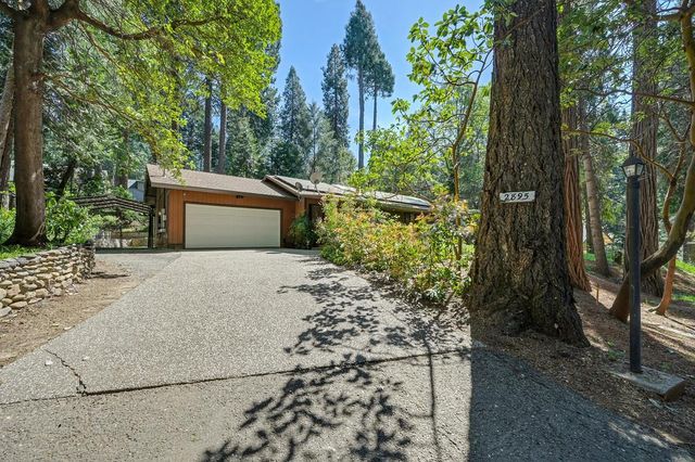 2895 Viona Rd, Pollock Pines, CA 95726