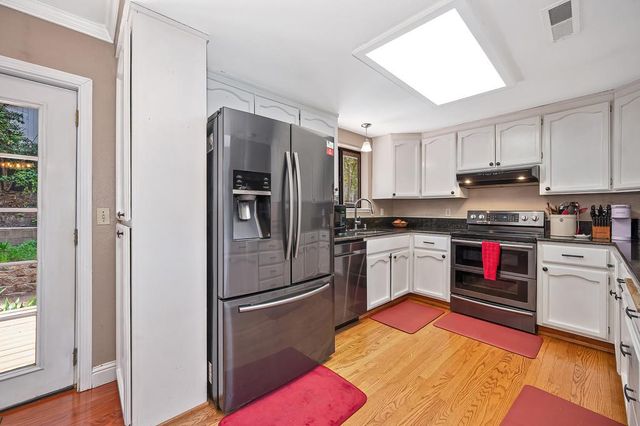 2895 Viona Rd, Pollock Pines, CA 95726