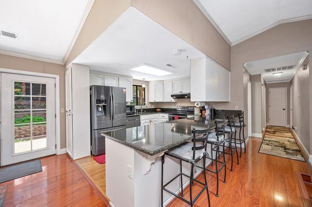 2895 Viona Rd, Pollock Pines, CA 95726