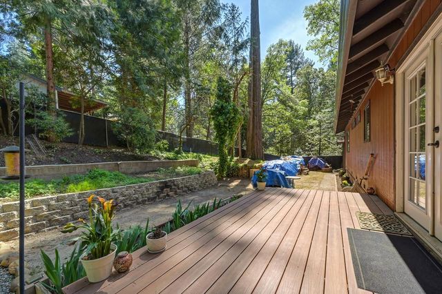 2895 Viona Rd, Pollock Pines, CA 95726