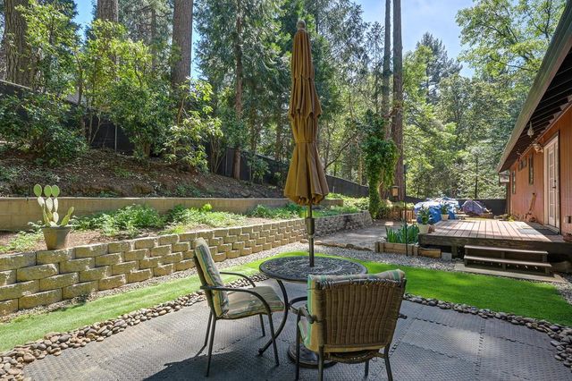 2895 Viona Rd, Pollock Pines, CA 95726