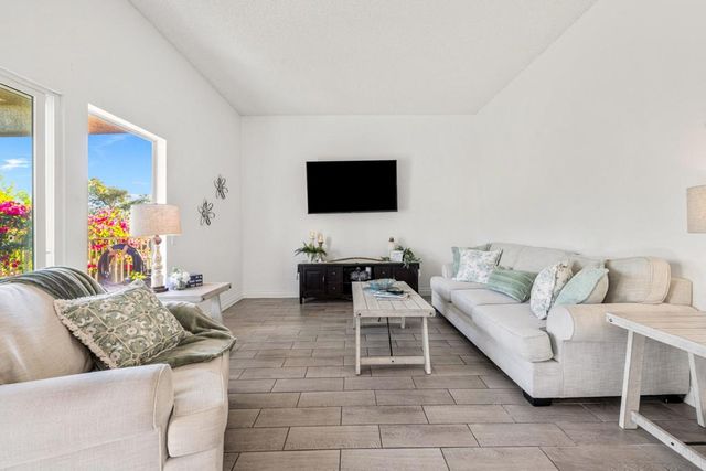 72506 Desert Flower Drive, Palm Desert, CA 92260