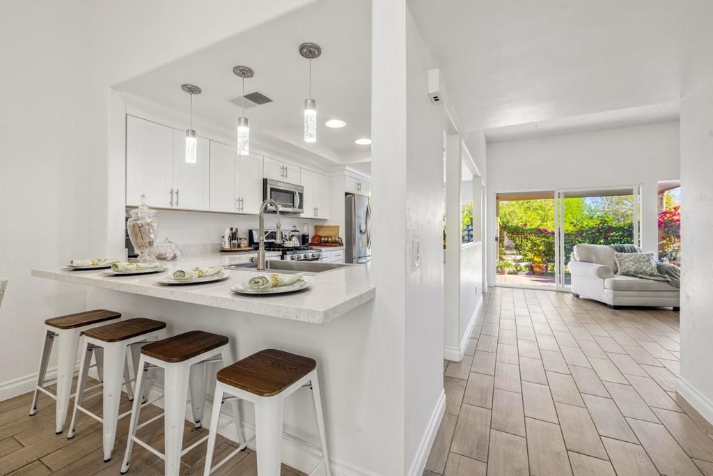 72506 Desert Flower Drive, Palm Desert, CA 92260