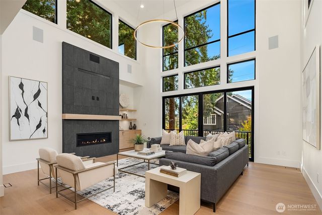 30 Enatai Drive, Bellevue, WA 98004