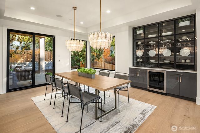 30 Enatai Drive, Bellevue, WA 98004