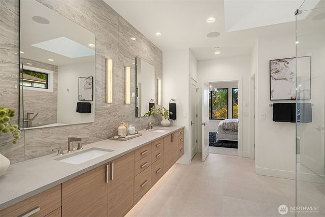 30 Enatai Drive, Bellevue, WA 98004