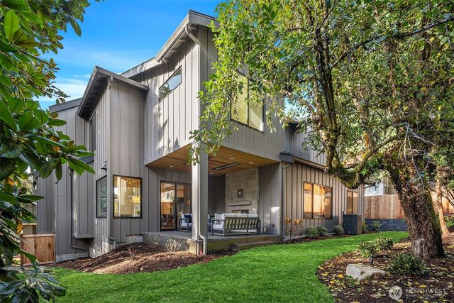 30 Enatai Drive, Bellevue, WA 98004