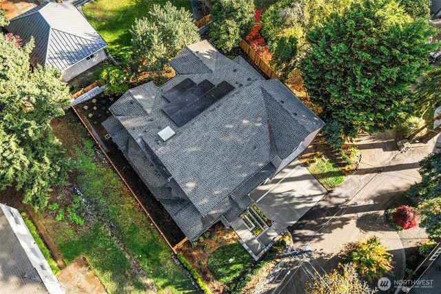 30 Enatai Drive, Bellevue, WA 98004