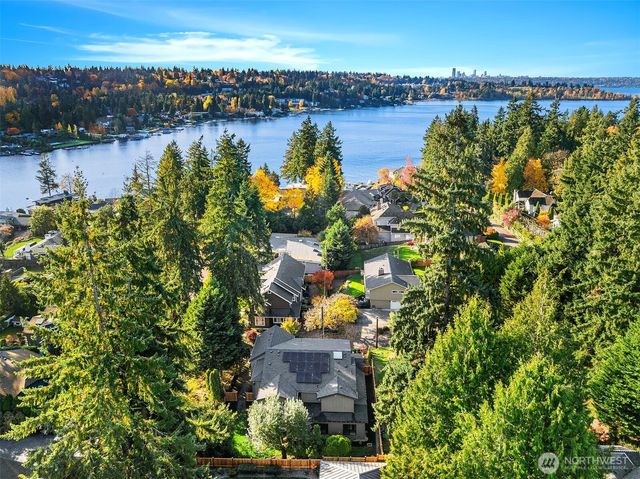 30 Enatai Drive, Bellevue, WA 98004