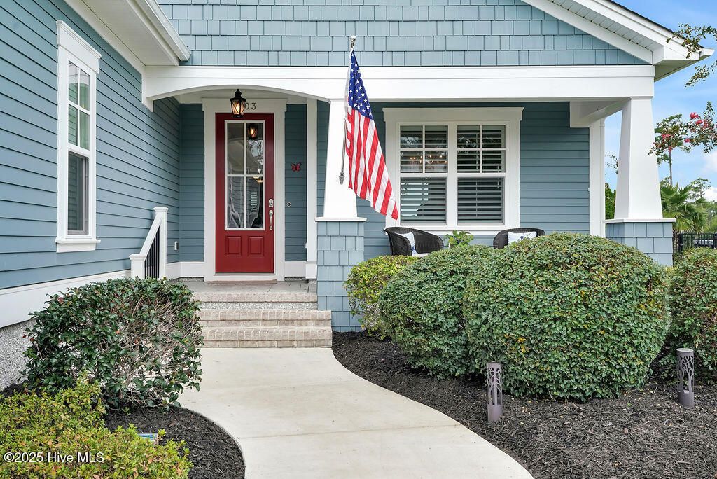 1003 Softwind Way, Southport, NC 28461