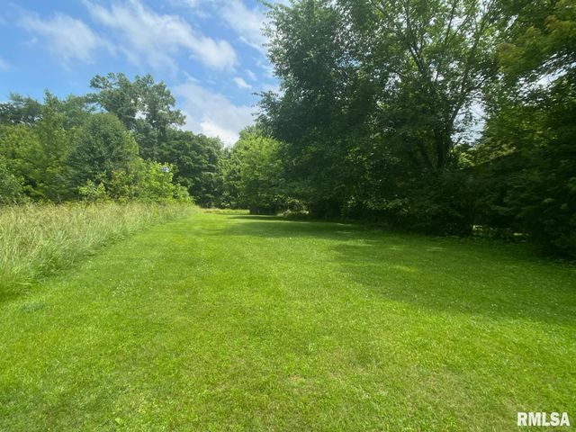 105 N Violet Lane, Carbondale, IL 62901