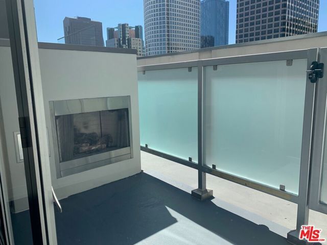 727 W 7th Street 1304 -PH3, Los Angeles, CA 90017