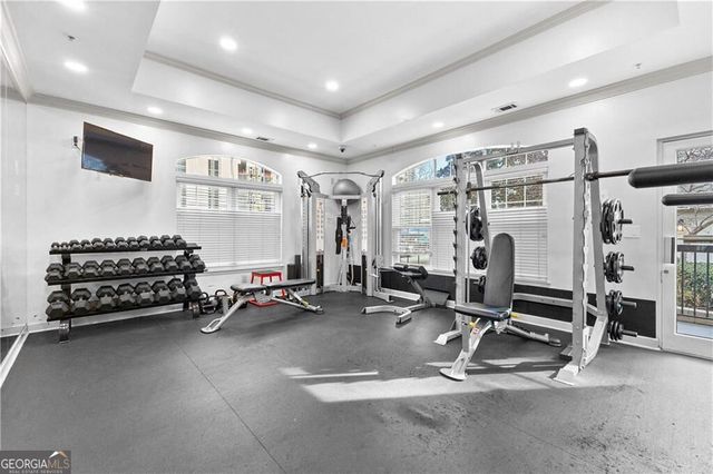 1074 Peachtree Walk NE B220, Atlanta, GA 30309