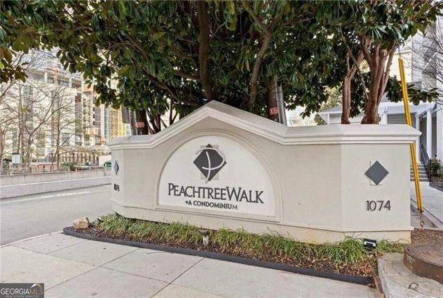 1074 Peachtree Walk NE B220, Atlanta, GA 30309