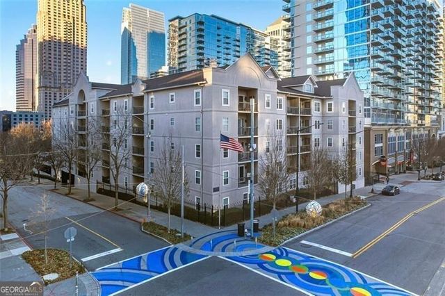 1074 Peachtree Walk NE B220, Atlanta, GA 30309