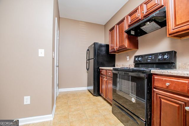 2258 Bigwood Trail, Atlanta, GA 30349