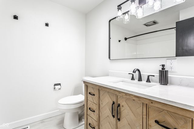 6709 Jackson Street, Anderson, IN 46013