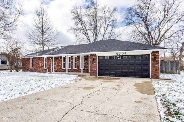 6709 Jackson Street, Anderson, IN 46013