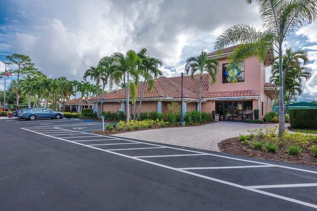 1035 Island Manor Drive, Greenacres, FL 33413