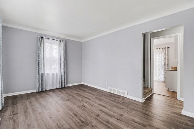 26645 Pembroke Avenue, Redford, MI 48240