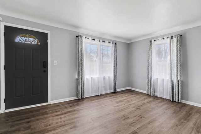 26645 Pembroke Avenue, Redford, MI 48240