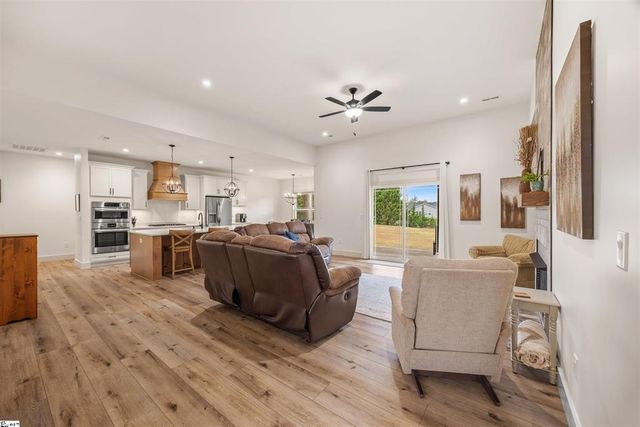 351 Terra Plains Drive, Spartanburg, SC 29651