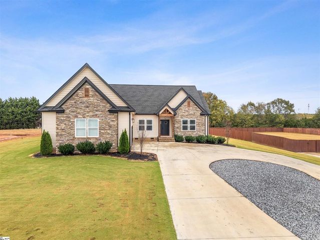 351 Terra Plains Drive, Spartanburg, SC 29651