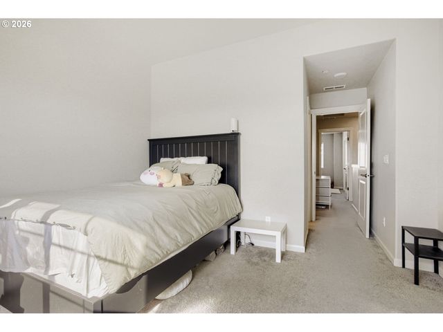 7452 Nw ELISE Ave, Portland, OR 97229