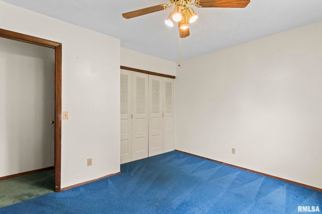 3025 E Griffiths Avenue, Springfield, IL 62702
