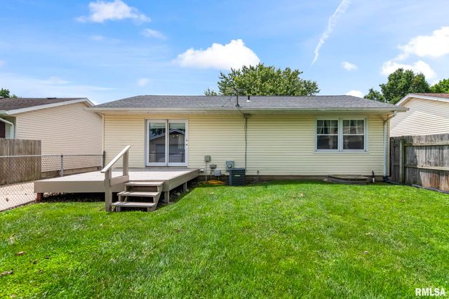 3025 E Griffiths Avenue, Springfield, IL 62702